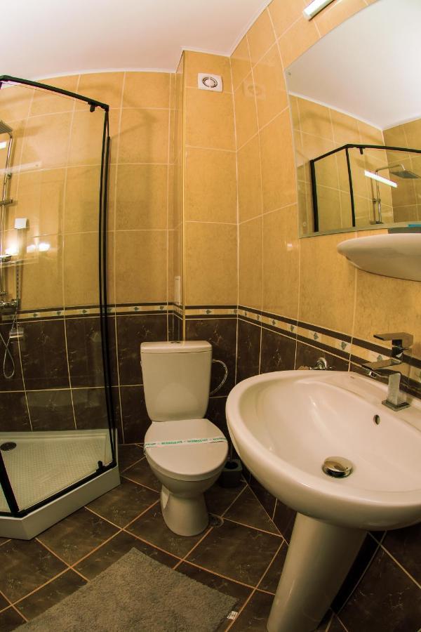 Hotel Cora Bistrita ภายนอก รูปภาพ